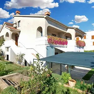 https://apartments-boris-1965.in-istria.net